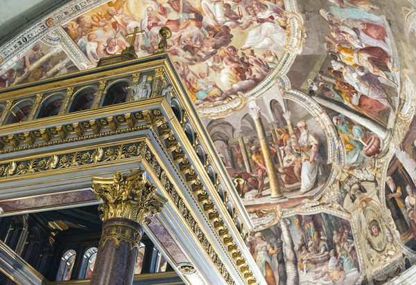 St Peter in Chains: Baldacchino and Apse